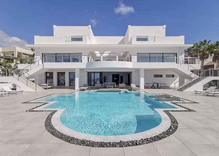 Karat Presidencial Villa